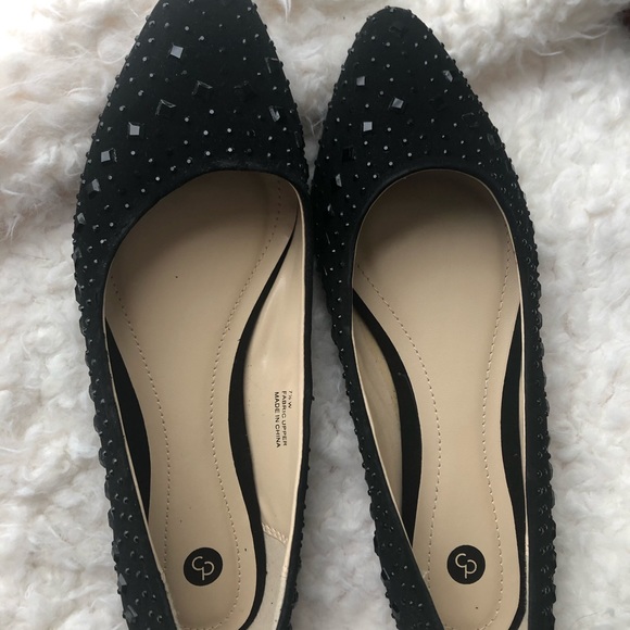 Black flats - Picture 2 of 3